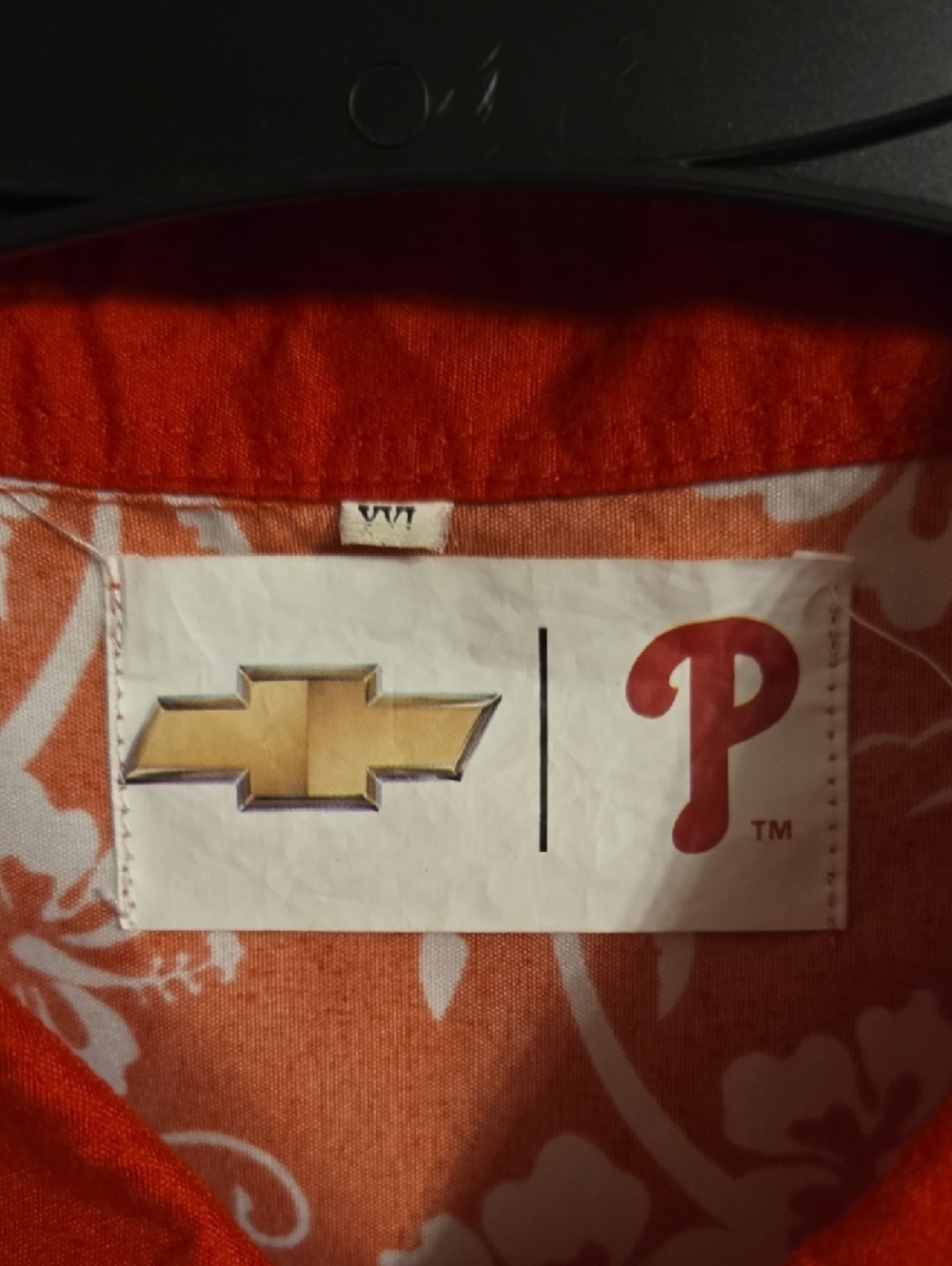 Phillies Red Hawaiian-Print Button-Down Shirt - Picture 2 of 7
